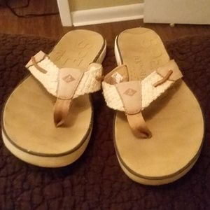 Sperry Thong Flip Flop's - Size 7